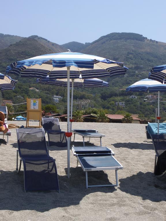 Villaggio La Bussola 파올라 외부 사진
