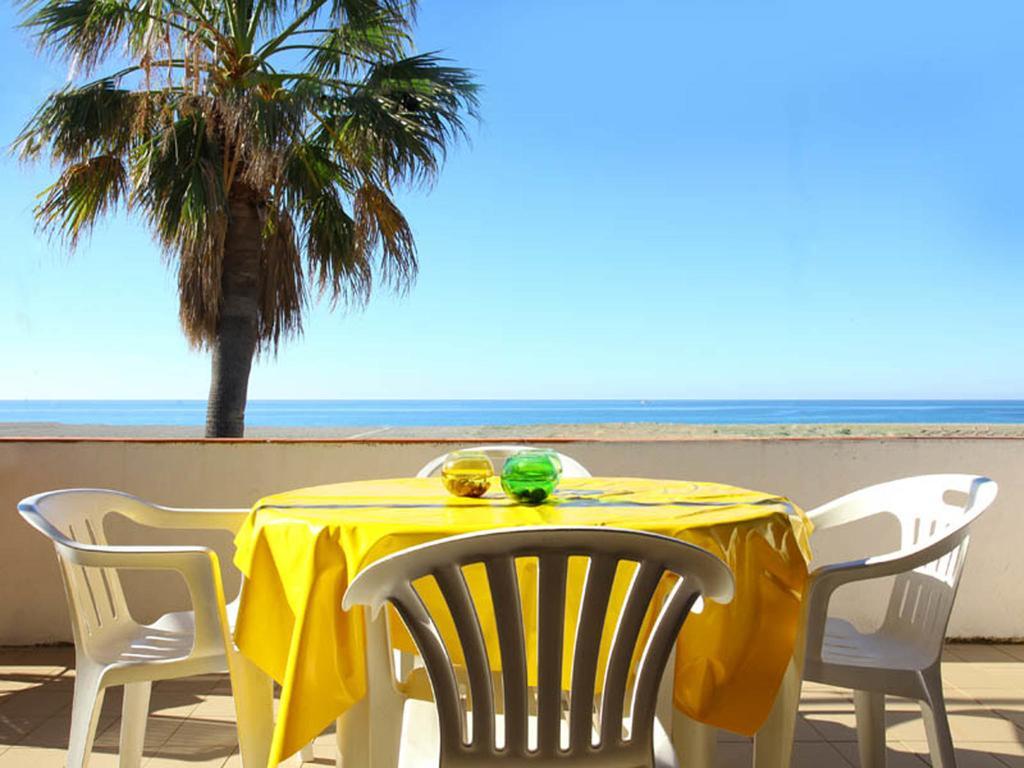Villaggio La Bussola 파올라 외부 사진