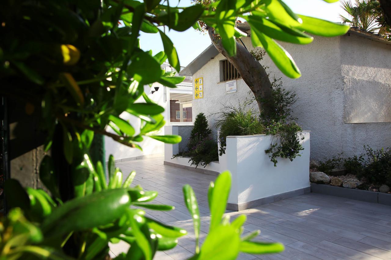 Villaggio La Bussola 파올라 외부 사진